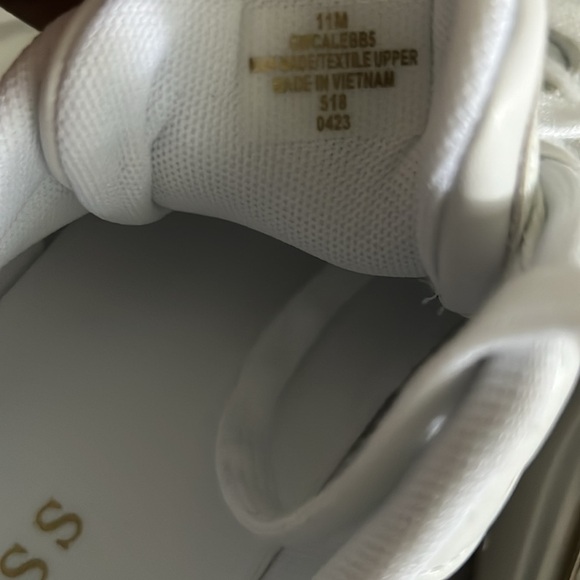 GUESS Calebb Fashion Sneakers - Picture 9 of 11